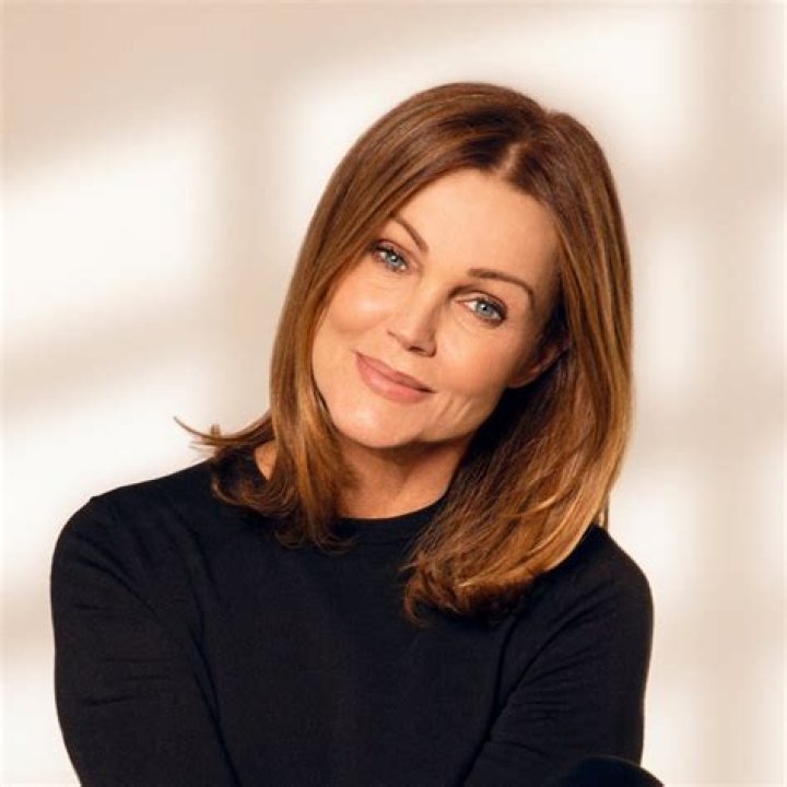 Belinda Carlisle Bio, Age, Career, Net Worth, Family
