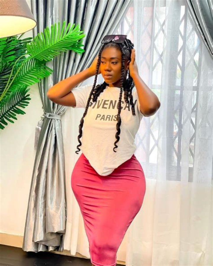 Hajia Bintu Makes Record On TikTok By Virtue Of Her Enviable Curves And Backside