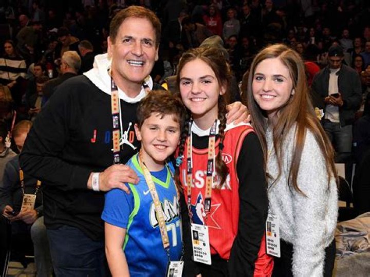 John Lithgow Children: Meet His 3 Children
