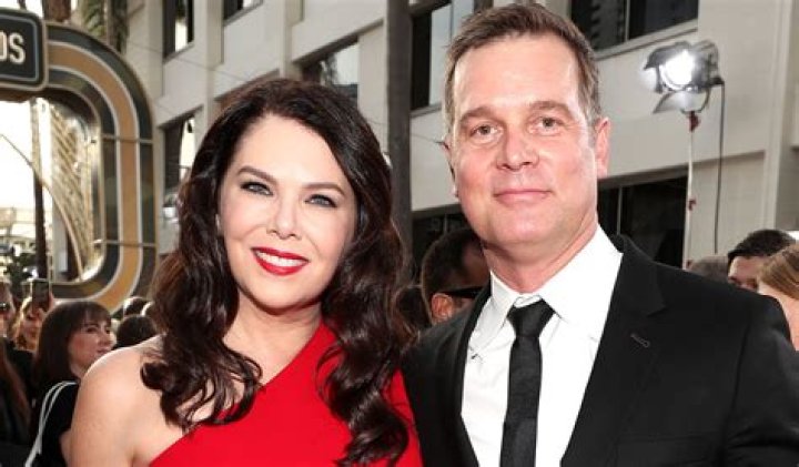Lauren Graham Husband: Is Lauren Graham married?