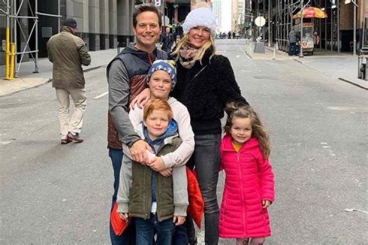 Who Is Scott Rolen Wife?